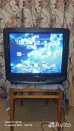 Телевизор samsung