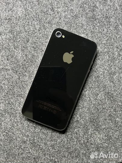 iPhone 4, 8 ГБ