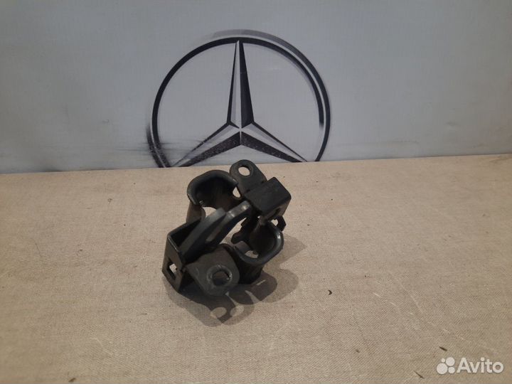 Замок капота Mercedes E350 W211 272.964 2005