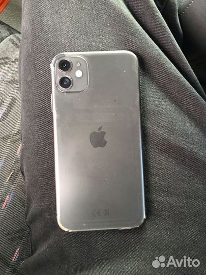 iPhone 11, 64 ГБ