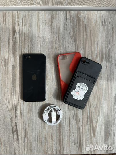 iPhone SE (2020), 64 ГБ