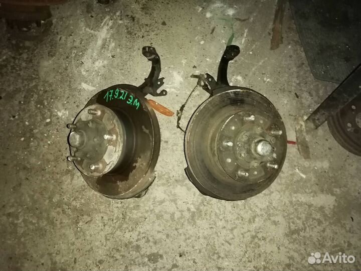 Кулак поворотный ToyotaLand Cruiser100/Lexus LX470