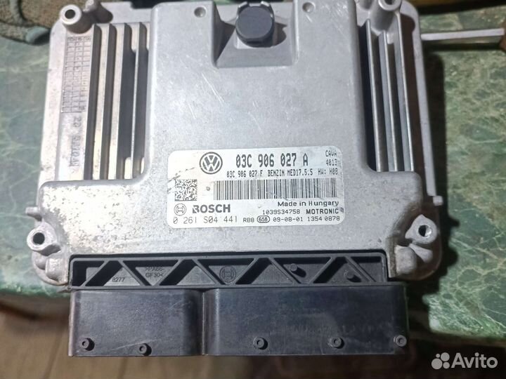 Блок управления двигателя Фольксваген Тигуан 1.4