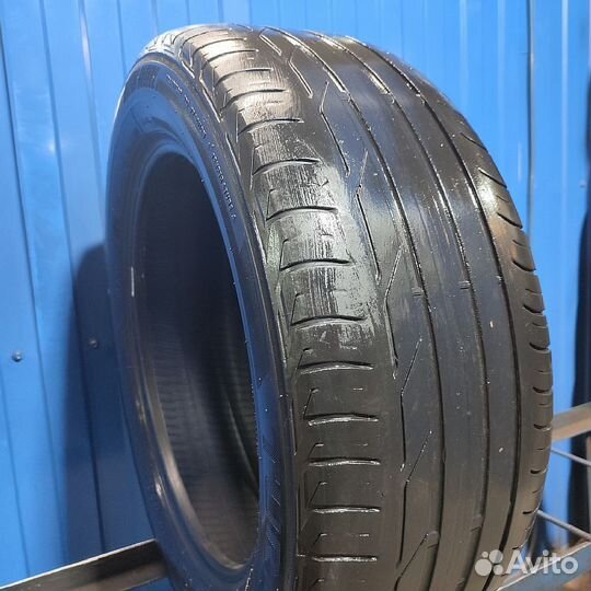 Bridgestone Turanza T001 225/55 R17