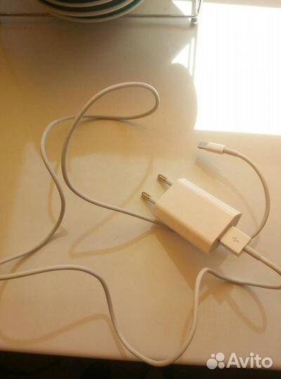 Зарядка на iPhone 6