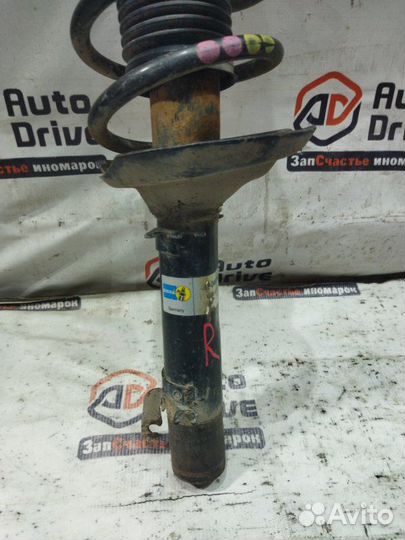 Стойка передняя правая Skoda Octavia Tour AKL 2006