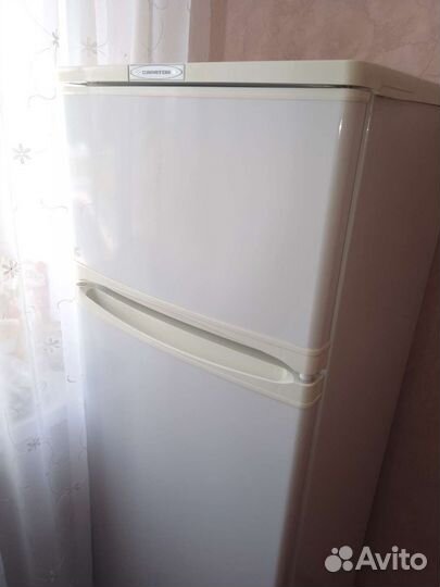 Холодильник бу маленький