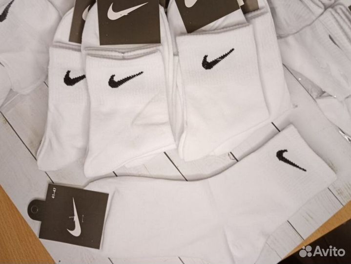 Носки Nike высокие белые