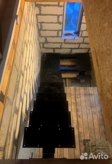 Лестница на монокосоуре