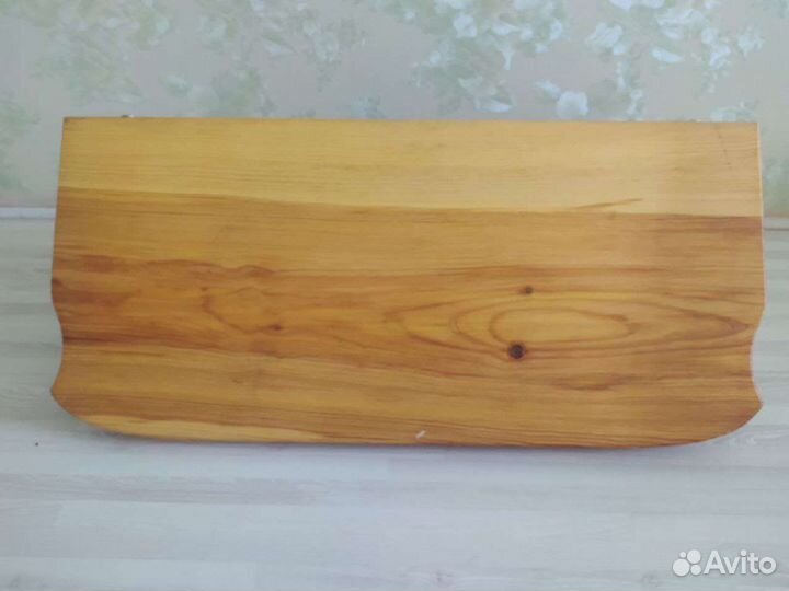 Полка подвесная из массива