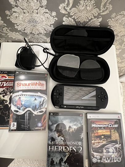 Sony PSP e1008