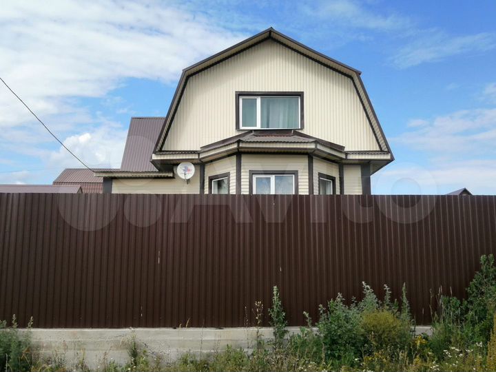 Дом 140 м² на участке 6 сот.