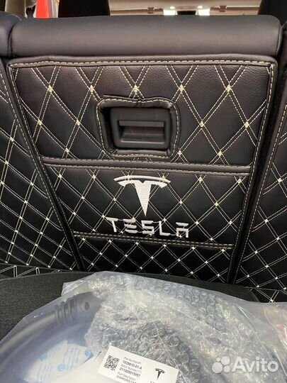 Коврик для Tesla