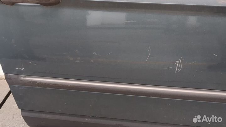 Дверь правая передняя Chrysler Pacifica