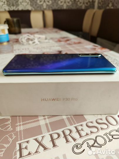 Телефон huawei p30 pro