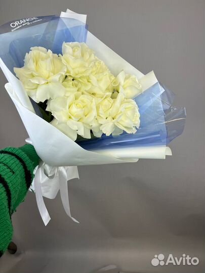 Огромные, пышные букеты из роз от 990