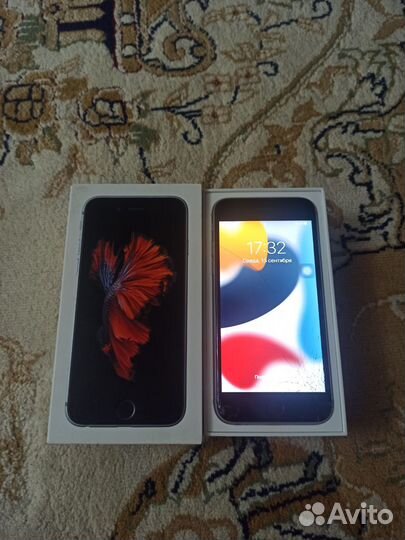 Телефон iPhone 6s 64гб