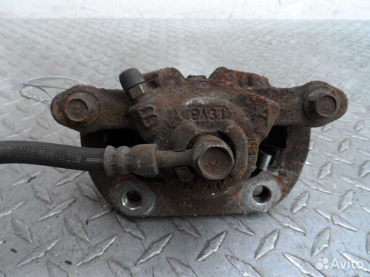 Суппорт задний правый Honda Odyssey 3