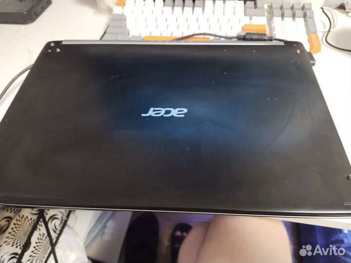 Acer aspire a715-71g