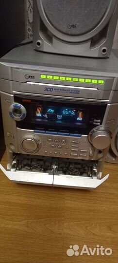 Музыкальный центр с караоке. Действующий