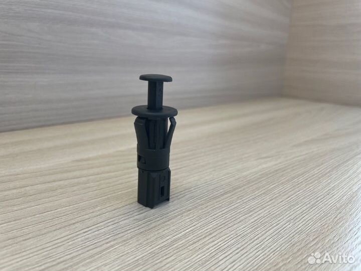 Концевик двери задний Renault Logan