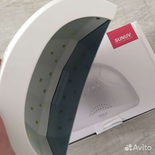 LED/UV лампа для маникюра