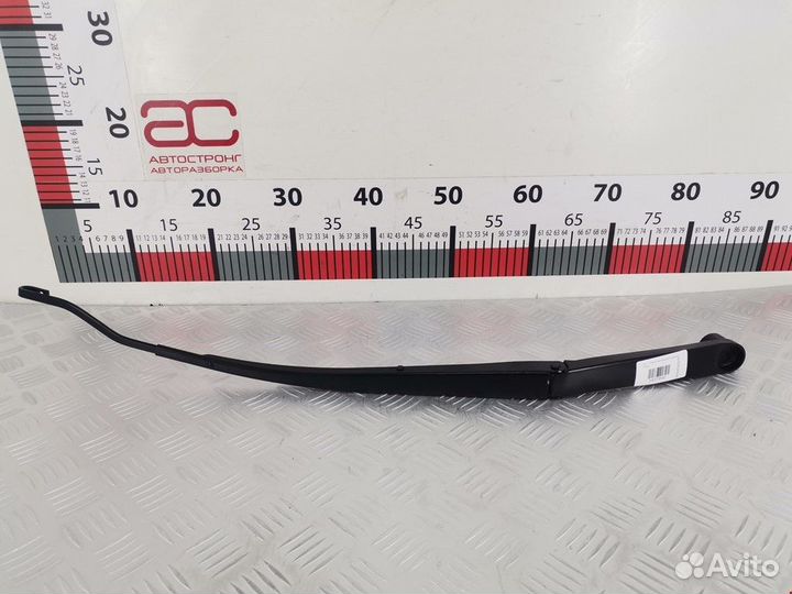 Щеткодержатель (поводок стеклоочистителя, дворник)