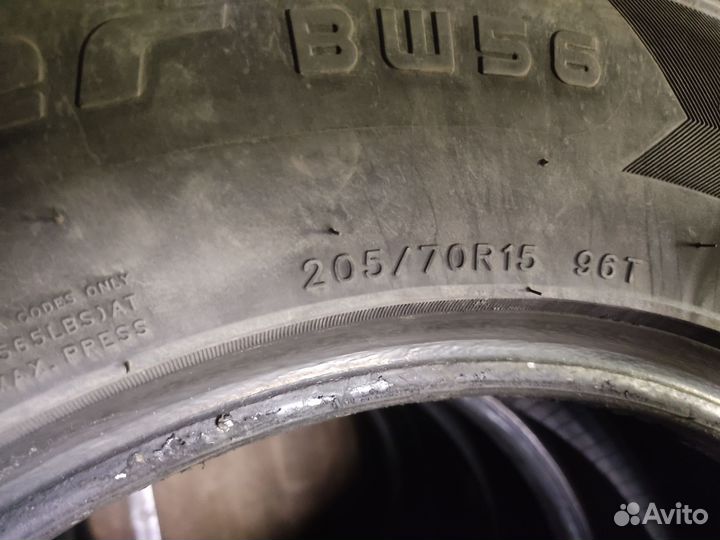 Blacklion W506 Ice Peoneer 205/70 R15 96T