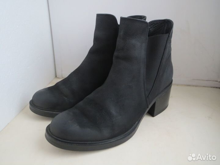 Полусапожки женскиедеми 39 размер