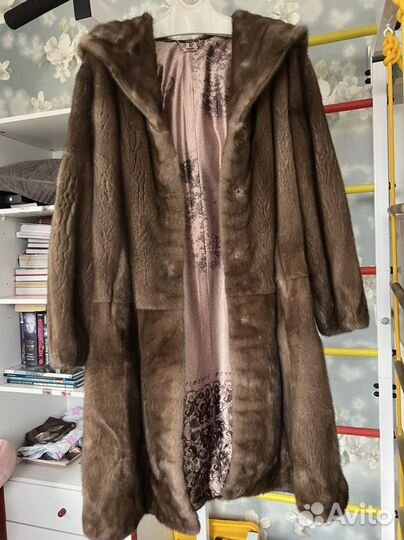 Шуба норковая с капюшоном 46 48