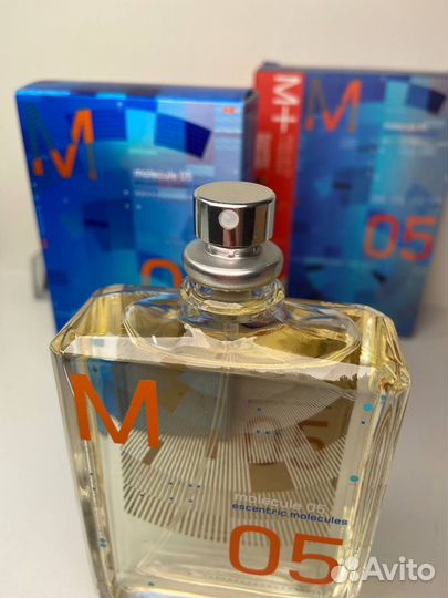 Escentric Molecules Molecule 05