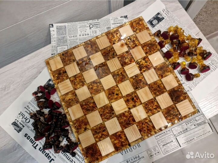 Шахматы янтарные (под заказ)