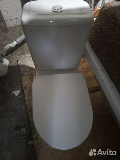 Унитаз новый