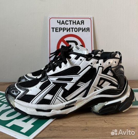 Кроссовки Balenciaga Runner Oreo оригинал