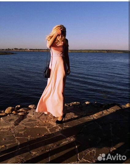 Продам платье