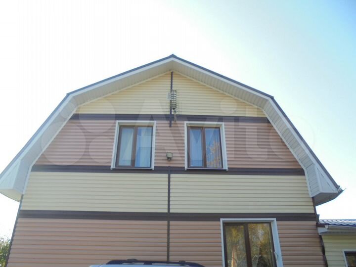 Коттедж 250 м² на участке 9 сот.