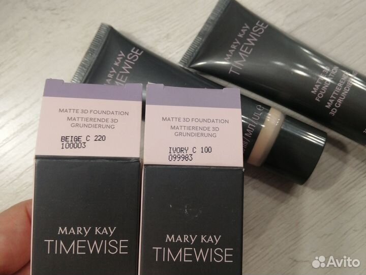 Тональные основы Mary Kay
