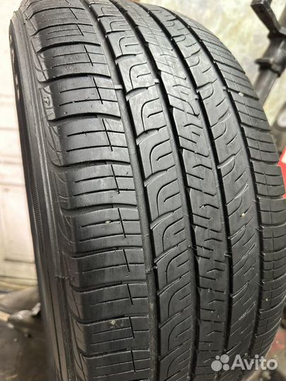 Goodyear Assurance ComforTred 225/50 R17