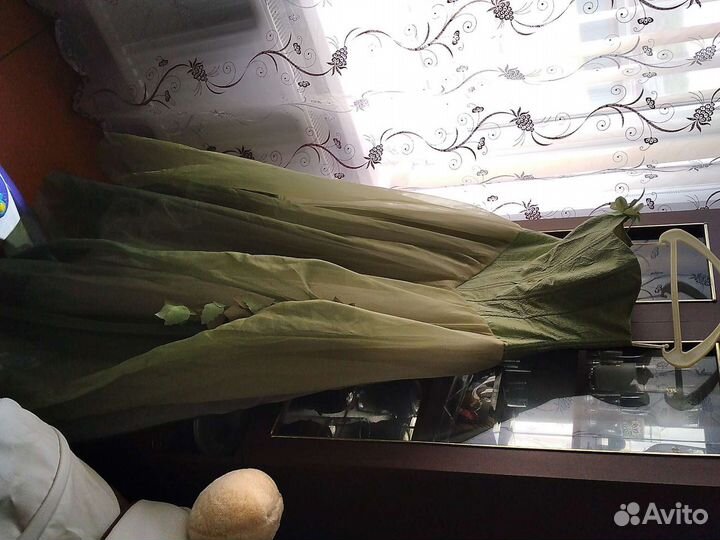 Вечернее выпускное платье