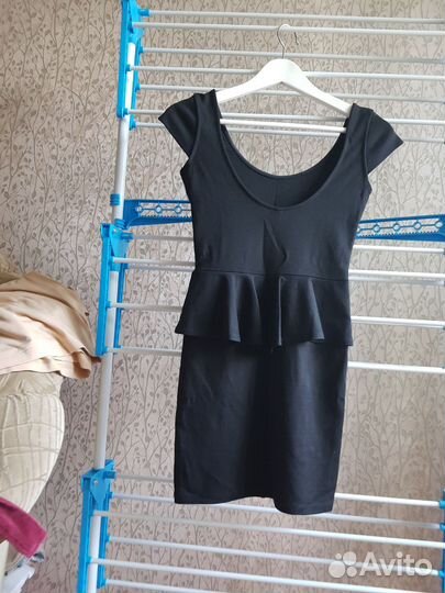 Платье женское 42 44