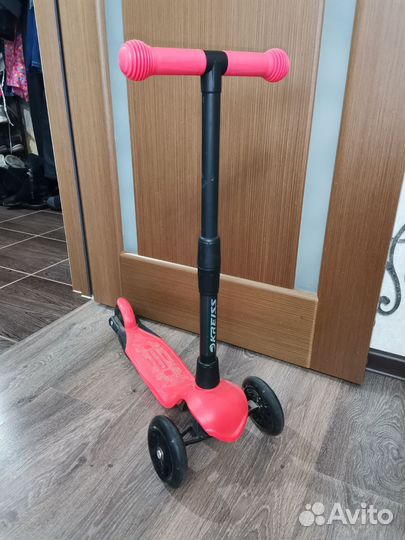 Самокат трехколесный Kreiss Альфа Красный