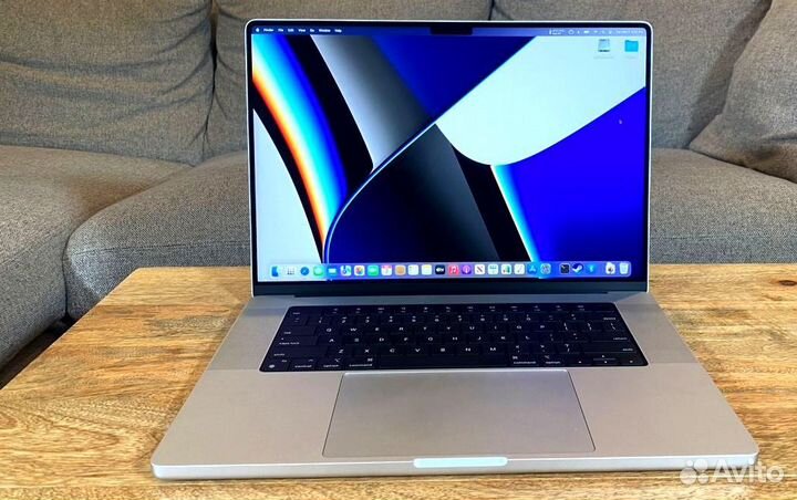 MacBook Pro M1 16 1Tb space gray