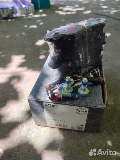 Колодки тормозные дисковые задние, комплект