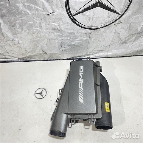 Корпус воздушного фильтра левый Мерседес М157