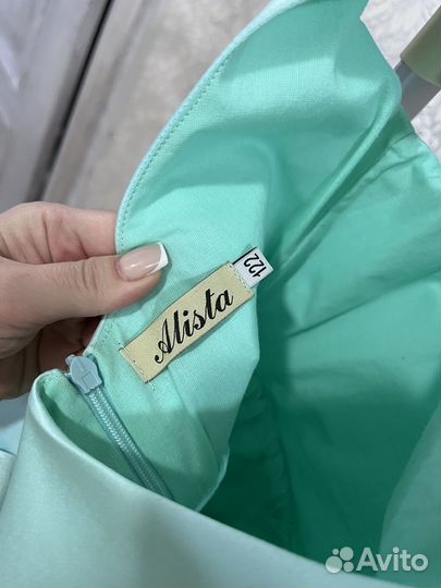 Нарядное платье для девочки