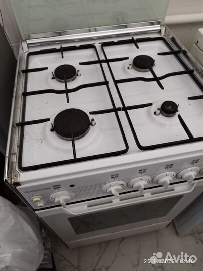 Газовая плита Аристон Италия бу