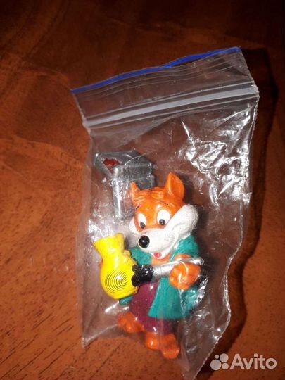 Киндер сюрприз