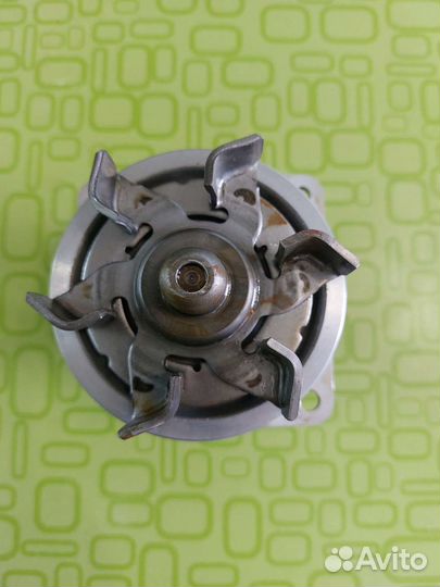 Помпа Инфинити QX70