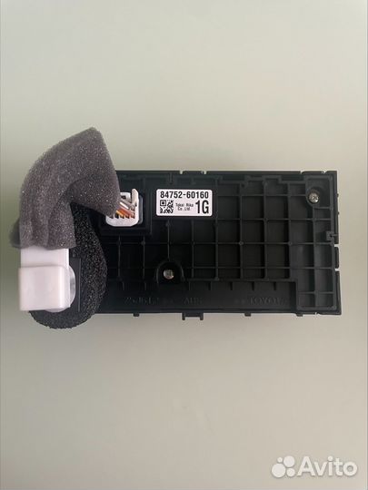 Блок управления вентиляцией сидений Toyota LC200