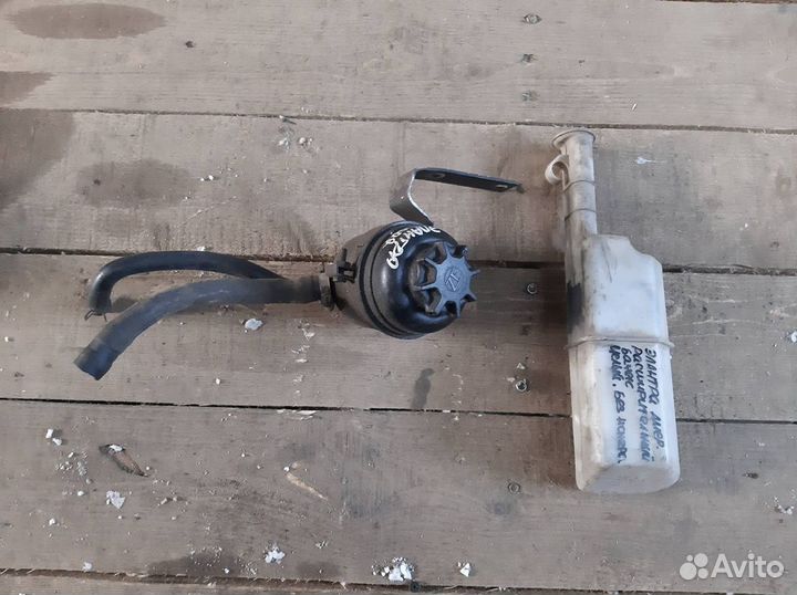 Hyundai Elantra 02г 2л АКПП Бачок